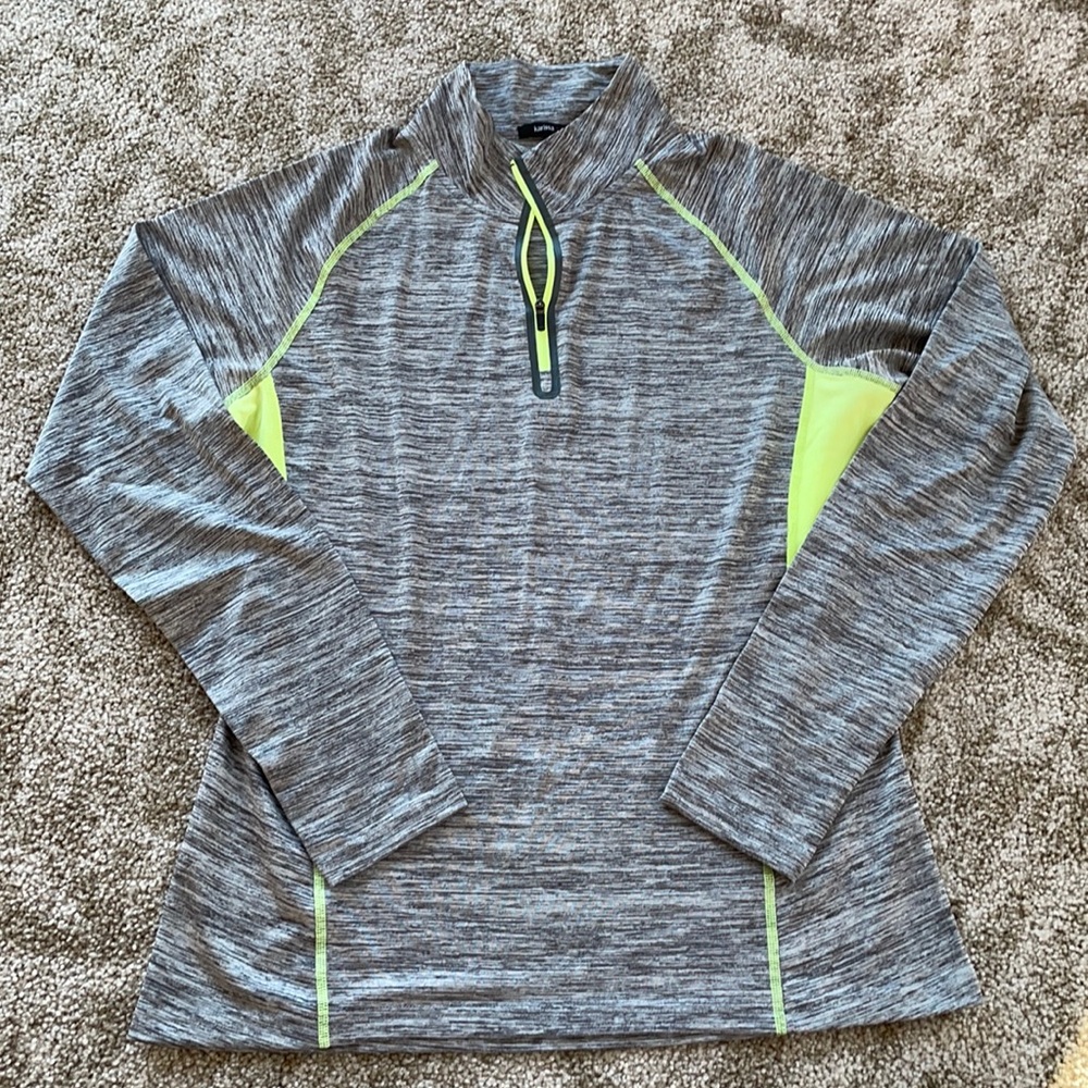 Quarter zip top